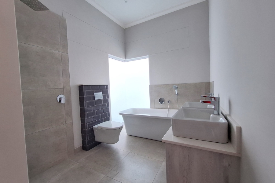 3 Bedroom Property for Sale in Shelley Point Western Cape